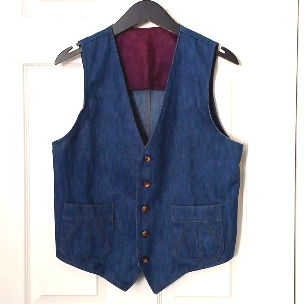 Uptown Express by Lee Jean Vest with stitched detail on pockets and back